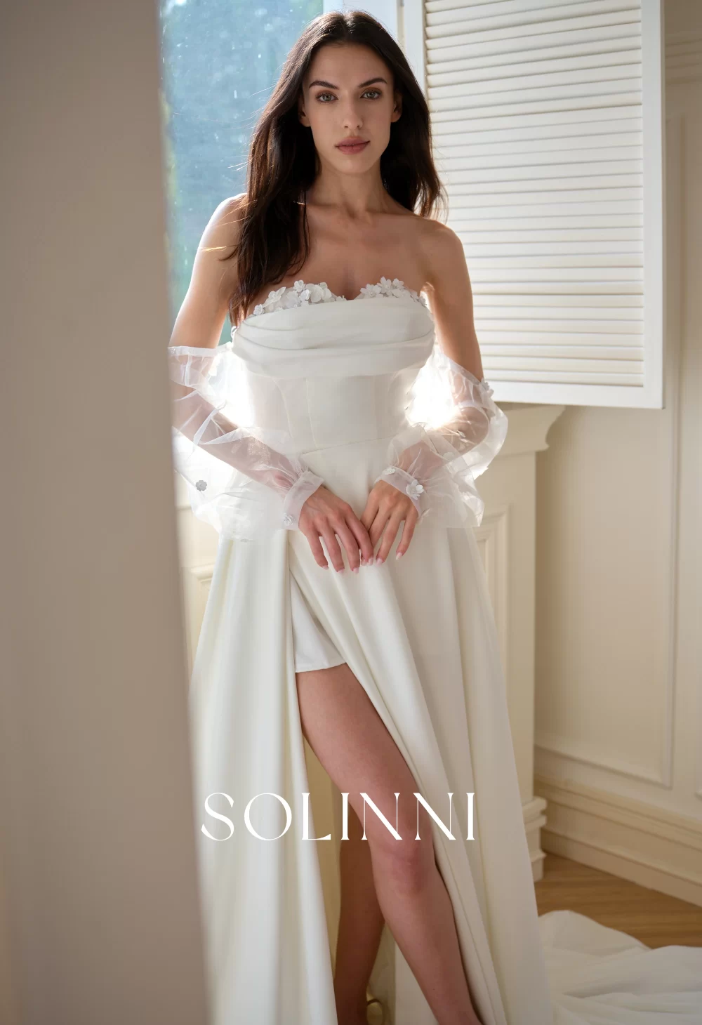 Aluna – Crepe Wedding Dress with 3D Florals and Detachable Sleeves