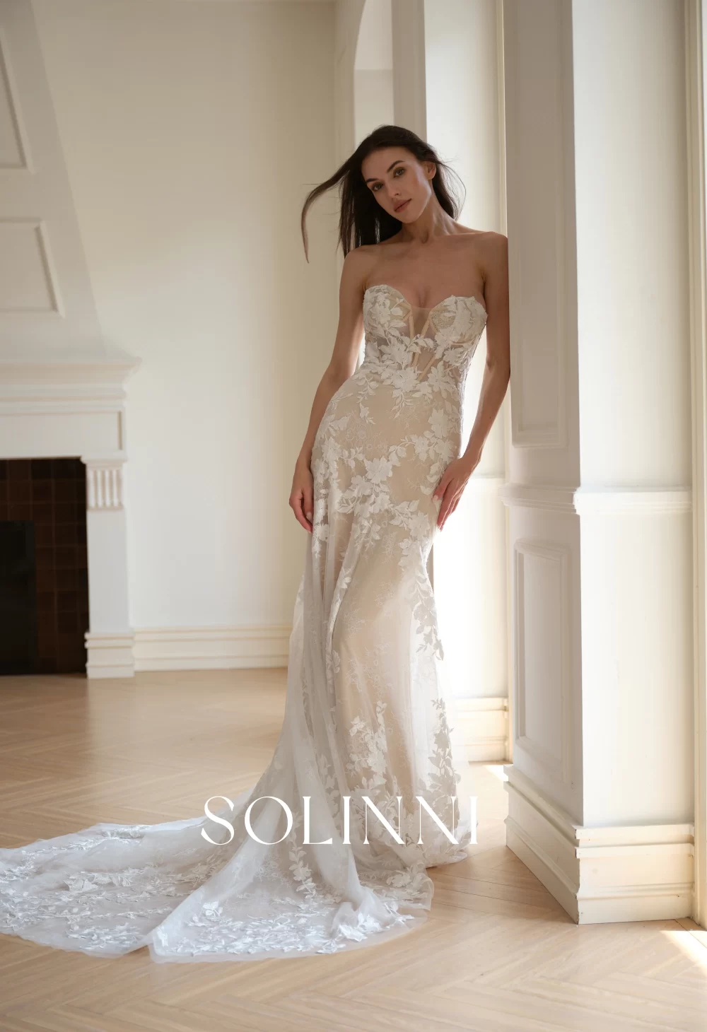 Odelle – Lace Mermaid Wedding Dress with Strapless Neckline