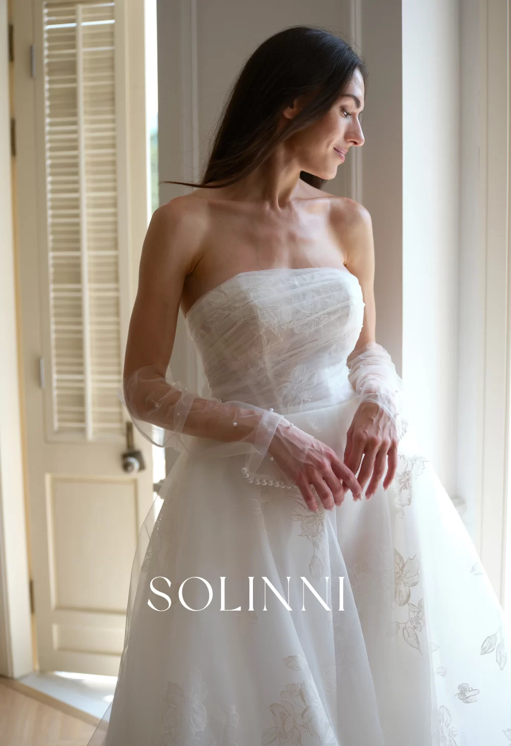 SOLINNI-Ophelia-Ball-Gown-Wedding-Dress-Pearl-Gloves-30229