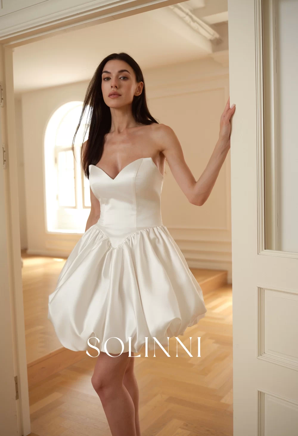 Ryle – Short Taffeta Wedding Dress with Bubble Skirt