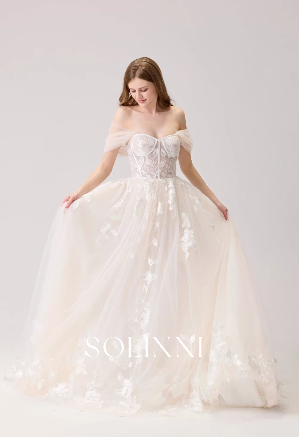 Romina – Detachable Off-Shoulder Sleeves Floral Lace A-Line Gown