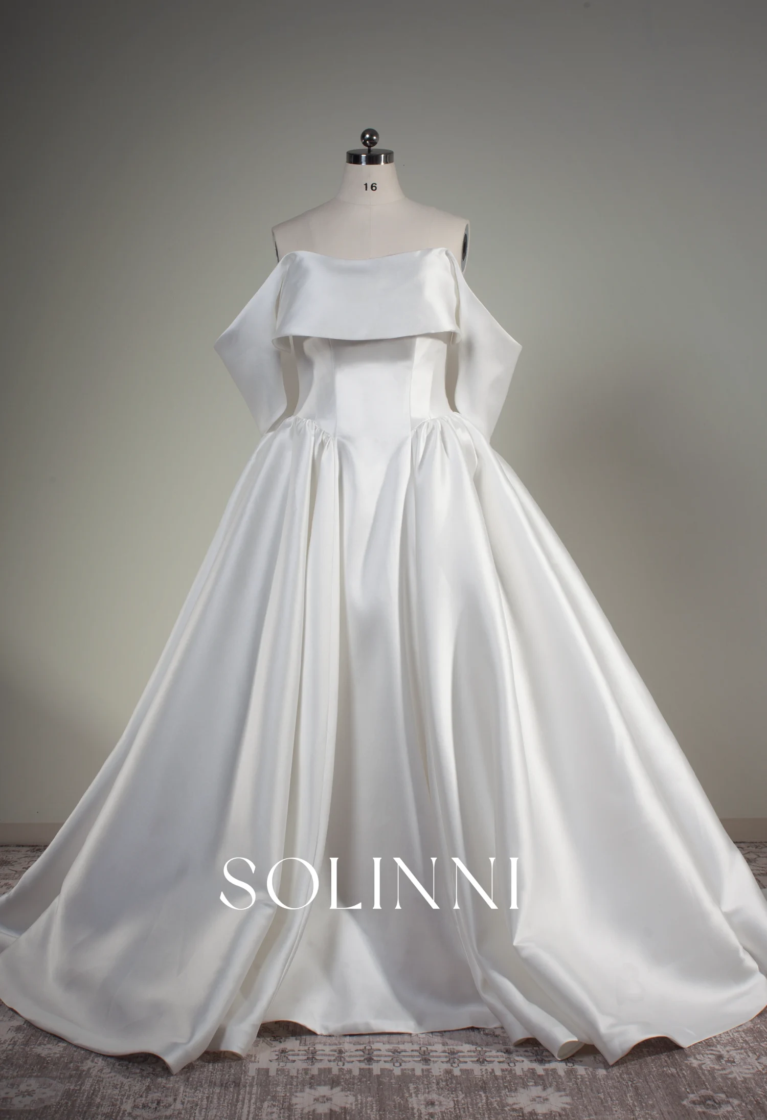 SOLINNI-Naveen-cat-eye-basque-waist-mikado-3050-4